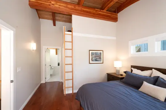 4360 Cove Cliff Road, North Vancouver For Sale - image 11