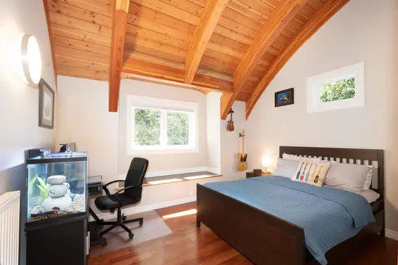 4360 Cove Cliff Road, North Vancouver For Sale - image 15