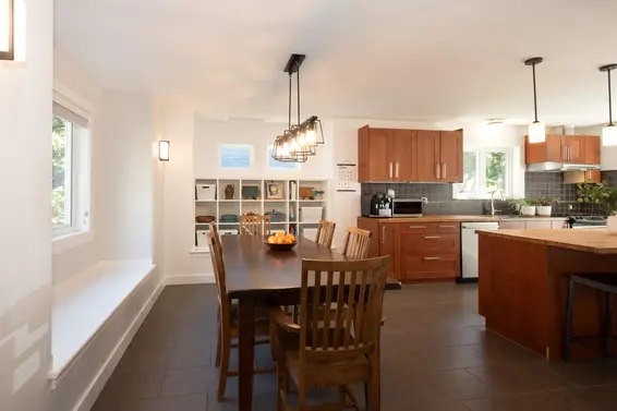 4360 Cove Cliff Road, North Vancouver For Sale - image 6