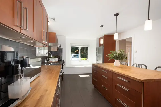 4360 Cove Cliff Road, North Vancouver For Sale - image 7