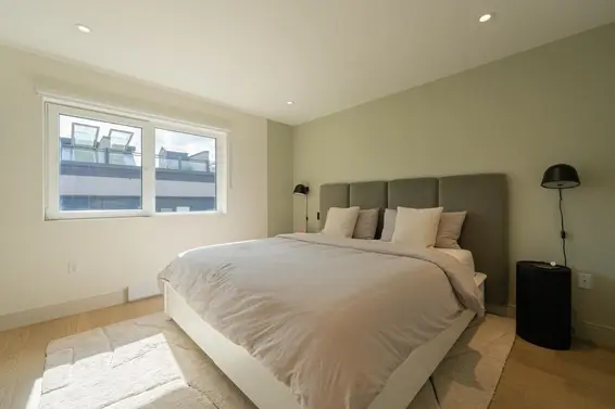 24 632 East 3rd Street, North Vancouver For Sale - image 21