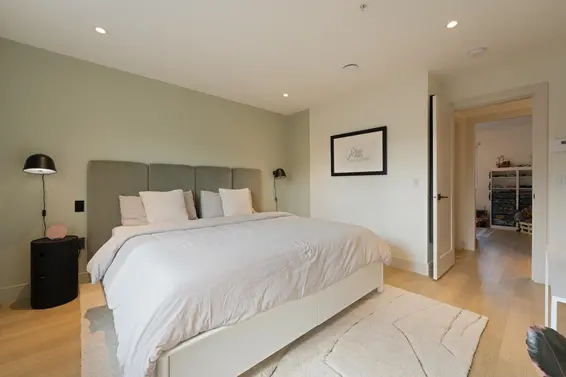 24 632 East 3rd Street, North Vancouver For Sale - image 22