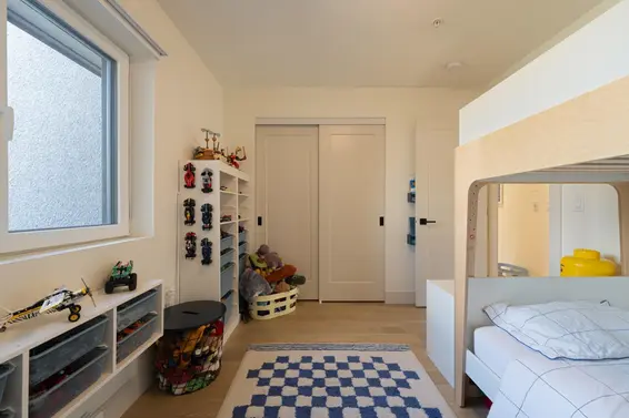 24 632 East 3rd Street, North Vancouver For Sale - image 26