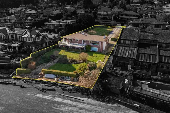 450 Beachview Drive, North Vancouver For Sale - image 2