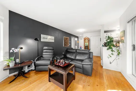 115 128 West 8th Street, North Vancouver For Sale - image 4