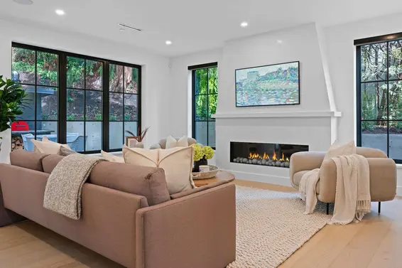 4031 Rose Crescent, West Vancouver For Sale - image 10