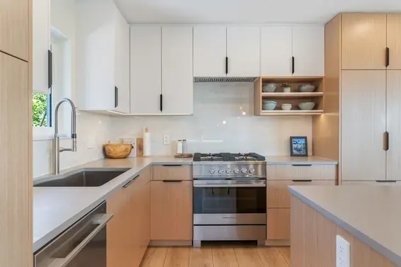 536 East 5th Street, North Vancouver For Sale - image 4