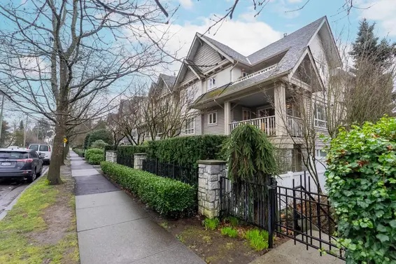 302 333 East 1st Street, North Vancouver For Sale - image 14