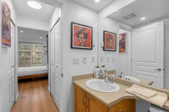 302 333 East 1st Street, North Vancouver For Sale - image 7