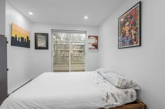 302 333 East 1st Street, North Vancouver For Sale - image 8