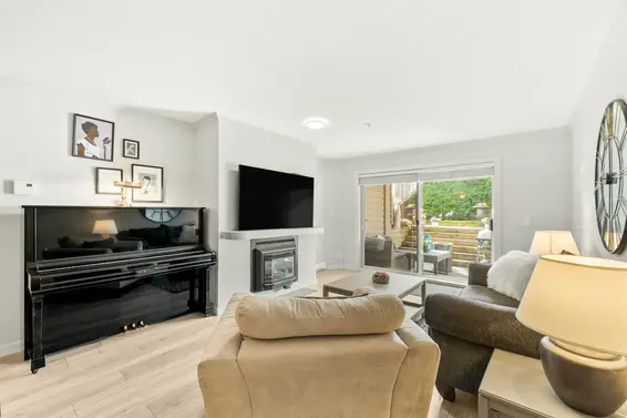 305 1050 Bowron Court, North Vancouver