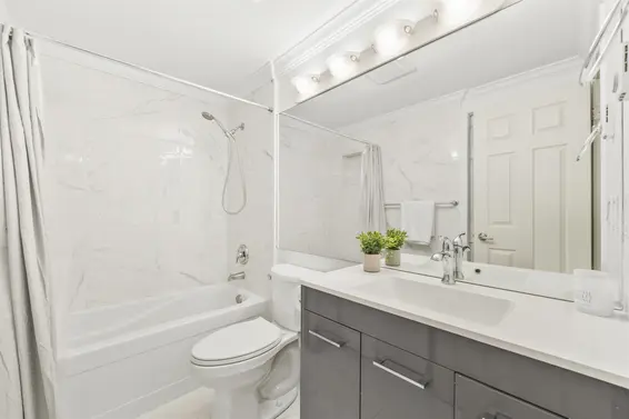 305 1050 Bowron Court, North Vancouver For Sale - image 21