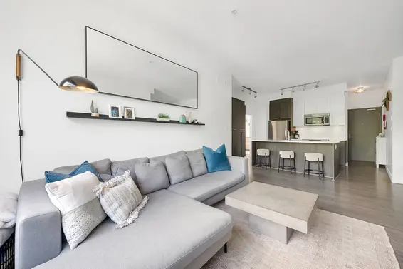 201 1201 West 16th Street, North Vancouver For Sale - image 14