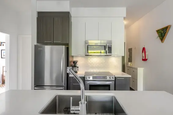 201 1201 West 16th Street, North Vancouver For Sale - image 8