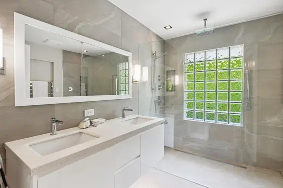 2695 Rosebery Avenue, West Vancouver For Sale - image 23