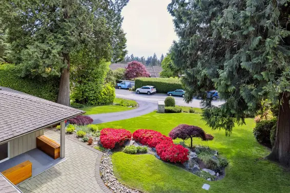 2695 Rosebery Avenue, West Vancouver For Sale - image 36