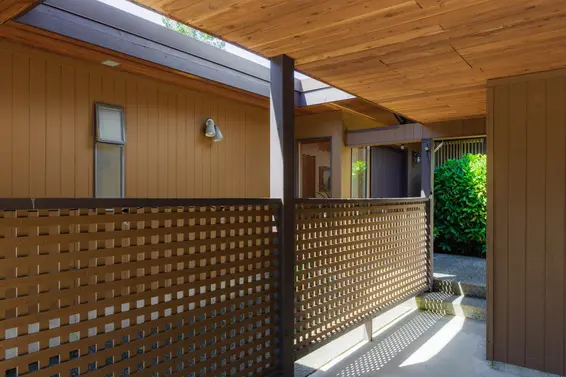 4568 Marineview Crescent, North Vancouver For Sale - image 39