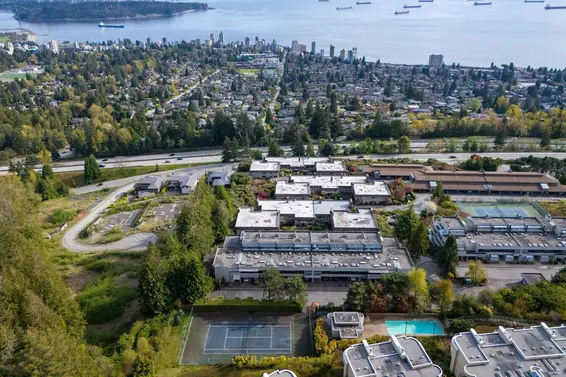 47 2250 Folkestone Way, West Vancouver For Sale - image 38