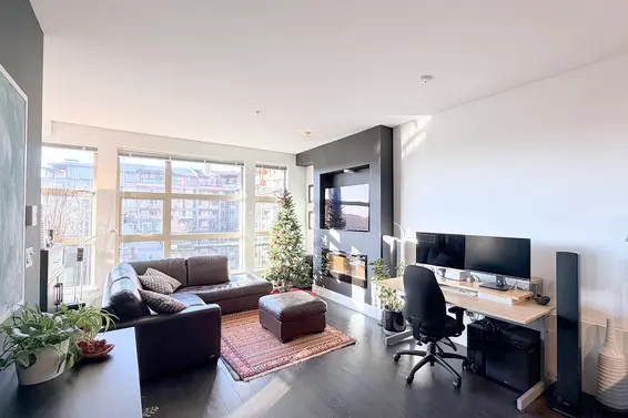 219 3606 Aldercrest Drive, North Vancouver For Sale - image 5