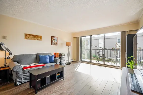 213 145 West 18Th Street, North Vancouver