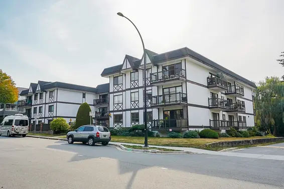 213 145 West 18Th Street, North Vancouver For Sale - image 25