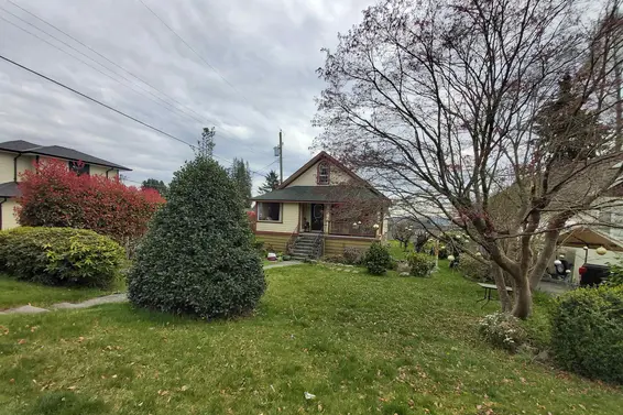 535 East 8th Street, North Vancouver For Sale - image 6