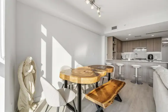 1306 1401 Hunter Street, North Vancouver For Sale - image 7