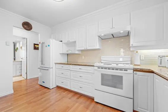 1601 2203 Bellevue Avenue, West Vancouver For Sale - image 5