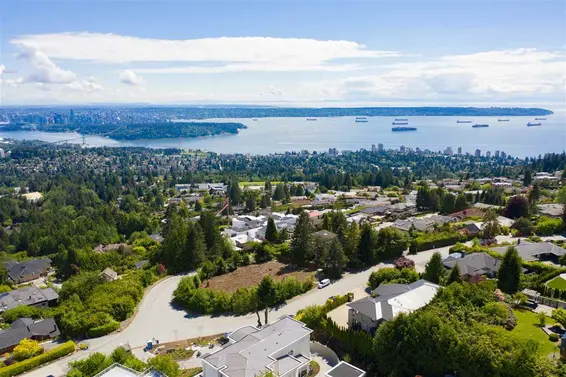 1430 Chartwell Drive, West Vancouver For Sale - image 8