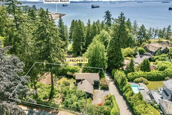 4704 Dogwood Lane, West Vancouver For Sale - image 1