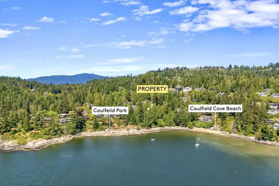 4704 Dogwood Lane, West Vancouver For Sale - image 2