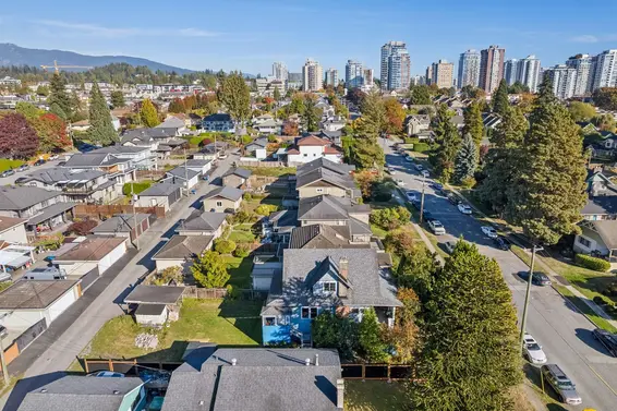 358 West 16th Street, North Vancouver For Sale - image 7