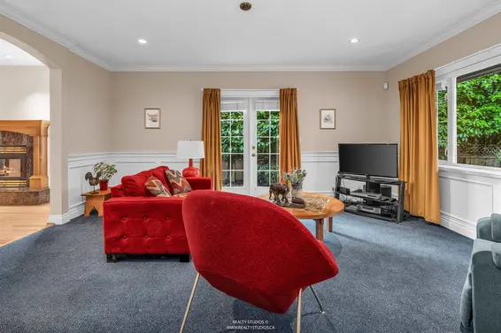 563 Esquimalt Avenue, West Vancouver For Sale - image 4