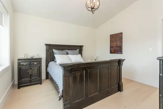 341 East 13th Street, North Vancouver For Sale - image 21