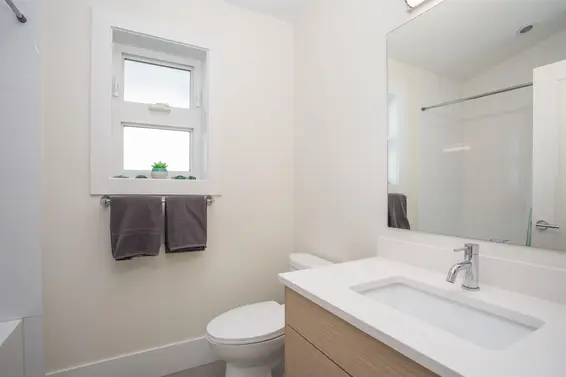 341 East 13th Street, North Vancouver For Sale - image 28
