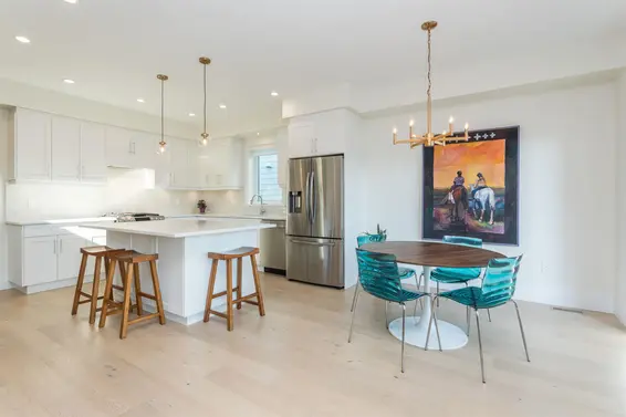 341 East 13th Street, North Vancouver For Sale - image 9