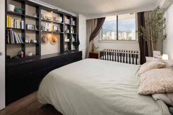 2004 145 St. Georges Avenue, North Vancouver For Sale - image 11