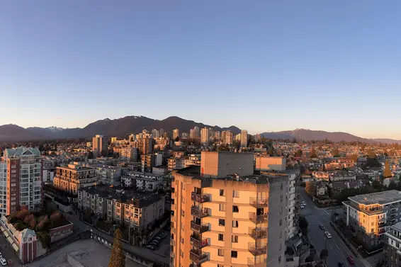 2004 145 St. Georges Avenue, North Vancouver For Sale - image 16