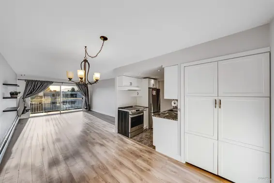 320 3080 Lonsdale Avenue, North Vancouver For Sale - image 5