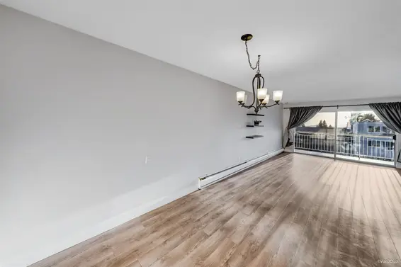 320 3080 Lonsdale Avenue, North Vancouver For Sale - image 7