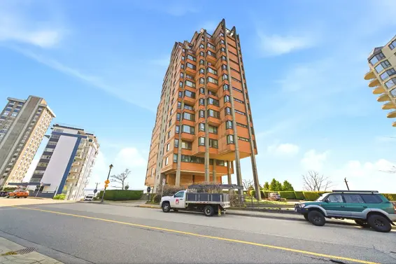 5 2250 Bellevue Avenue, West Vancouver For Sale - image 2