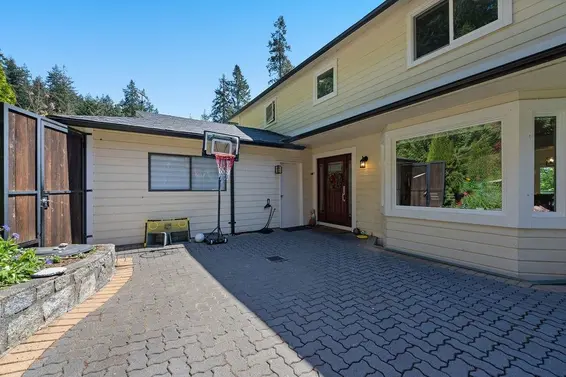 707 East Braemar Road, North Vancouver For Sale - image 40
