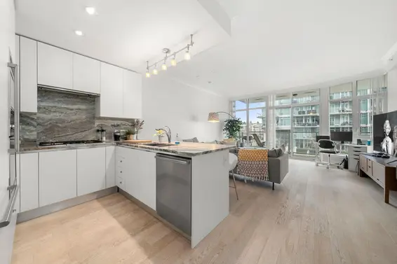313 175 Victory Ship Way, North Vancouver For Sale - image 14