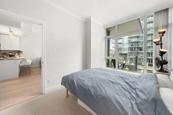 313 175 Victory Ship Way, North Vancouver For Sale - image 22
