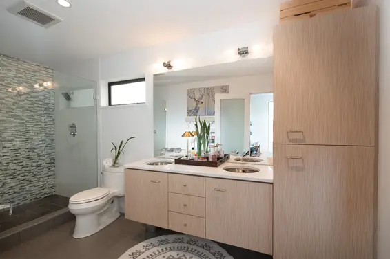 1930 Panorama Drive, North Vancouver For Sale - image 25