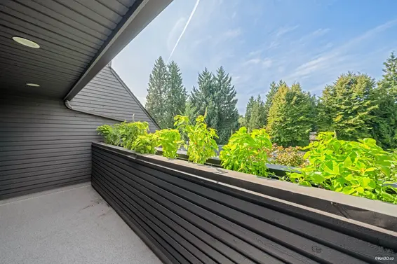 2022 Chesterfield Avenue, North Vancouver For Sale - image 18