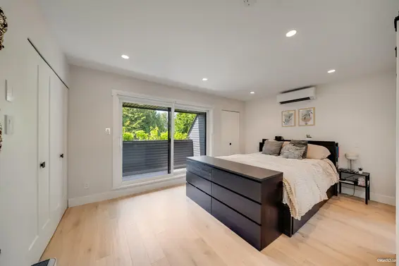 2022 Chesterfield Avenue, North Vancouver For Sale - image 21