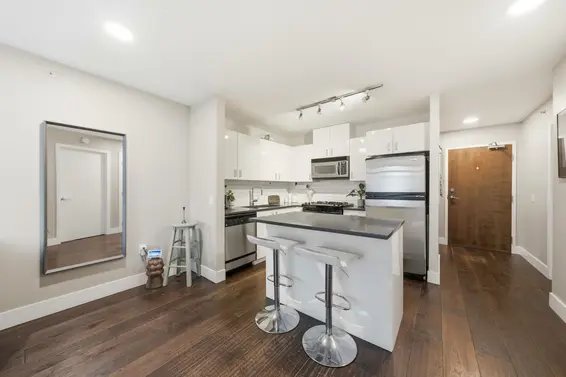 405 155 West 1st Street, North Vancouver For Sale - image 7