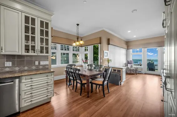 2263 Lythe Court, West Vancouver For Sale - image 27
