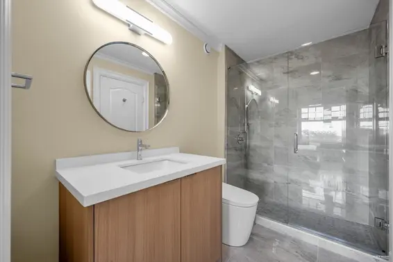 2263 Lythe Court, West Vancouver For Sale - image 40